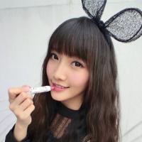 开心的头像女生