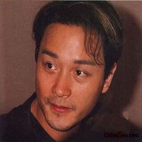 张国荣中分头像