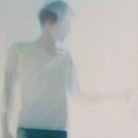 模糊的男生头像