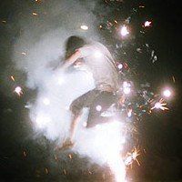 模糊的男生头像