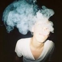 模糊的男生头像