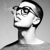 男人戴眼镜头像图片大全