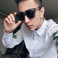 男人戴眼镜头像图片大全