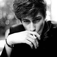 男头像黑白高冷侧面