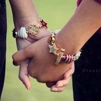 男女手牵手唯美情侣头像