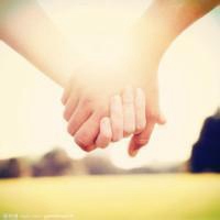 男女手牵手唯美情侣头像