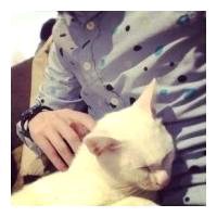 男生上半身头像