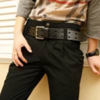 男生上半身头像