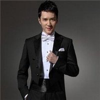 男生穿燕尾服头像