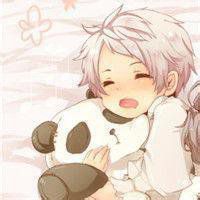 男生趴着的头像