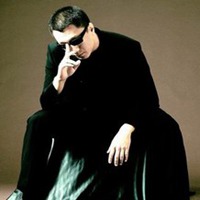 硬汉头像男生霸气抽烟