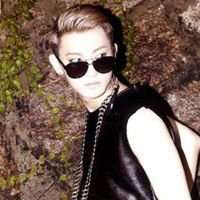 社会人头像男生黑白