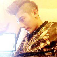 社会人头像背影男