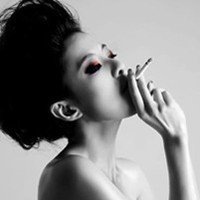 社会姐抽烟头像