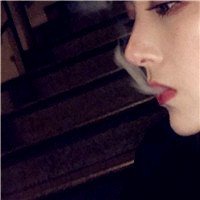 社会姐抽烟霸气冷酷十足头像