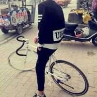 酷酷头像男生背影图片