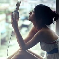 酷酷的侧面头像女