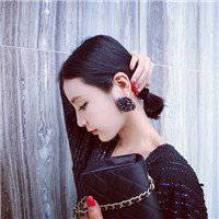 酷酷的侧面头像女