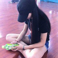 酷酷的侧面头像女