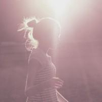 阳光美女图片唯美头像