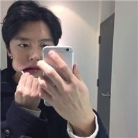 青少年头像男17岁照片