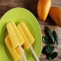 小男孩吃雪糕头像