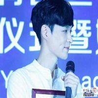 张艺兴爱国头像