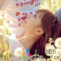 情侣头像一左一右幸福