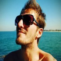 成熟低调头像男生