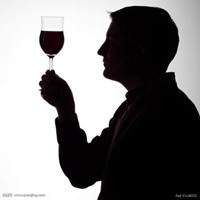 浪漫喝红酒微信头像图片