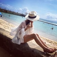 海边女生身材头像