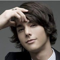 混血帅气男生头像