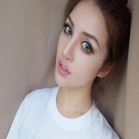 混血漂亮女生头像