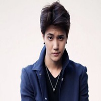 男生心累伤感微信头像