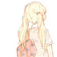 背背包的女生背影头像