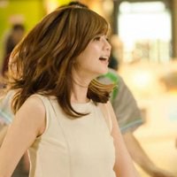 ella头像高清图片大全_名人ella真实头像大图下载