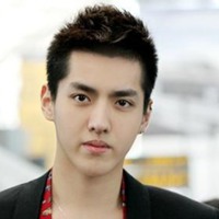 EXO组合头像高清图片大全_名人EXO组合真实头像大图下载