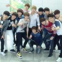 EXO组合头像高清图片大全_名人EXO组合真实头像大图下载