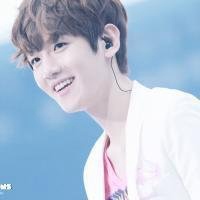 EXO组合头像高清图片大全_名人EXO组合真实头像大图下载