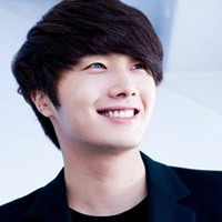 丁一宇头像高清图片大全_名人丁一宇真实头像大图下载