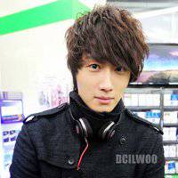 丁一宇头像高清图片大全_名人丁一宇真实头像大图下载