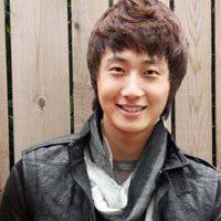 丁一宇头像高清图片大全_名人丁一宇真实头像大图下载