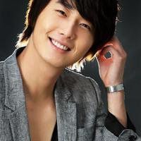 丁一宇头像高清图片大全_名人丁一宇真实头像大图下载