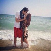 丁彦雨航头像高清图片大全_名人丁彦雨航真实头像大图下载