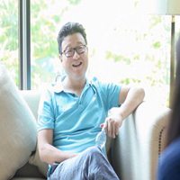 丁磊头像高清图片大全_名人丁磊真实头像大图下载