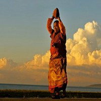 仓央嘉措头像高清图片大全_名人仓央嘉措真实头像大图下载