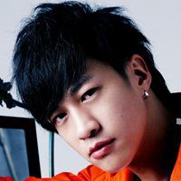 何润东头像高清图片大全_名人何润东真实头像大图下载