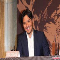 冯德伦头像高清图片大全_名人冯德伦真实头像大图下载