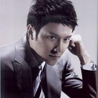 冯绍峰头像高清图片大全_名人冯绍峰真实头像大图下载