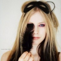 艾薇儿头像高清图片大全_名人艾薇儿真实头像大图下载